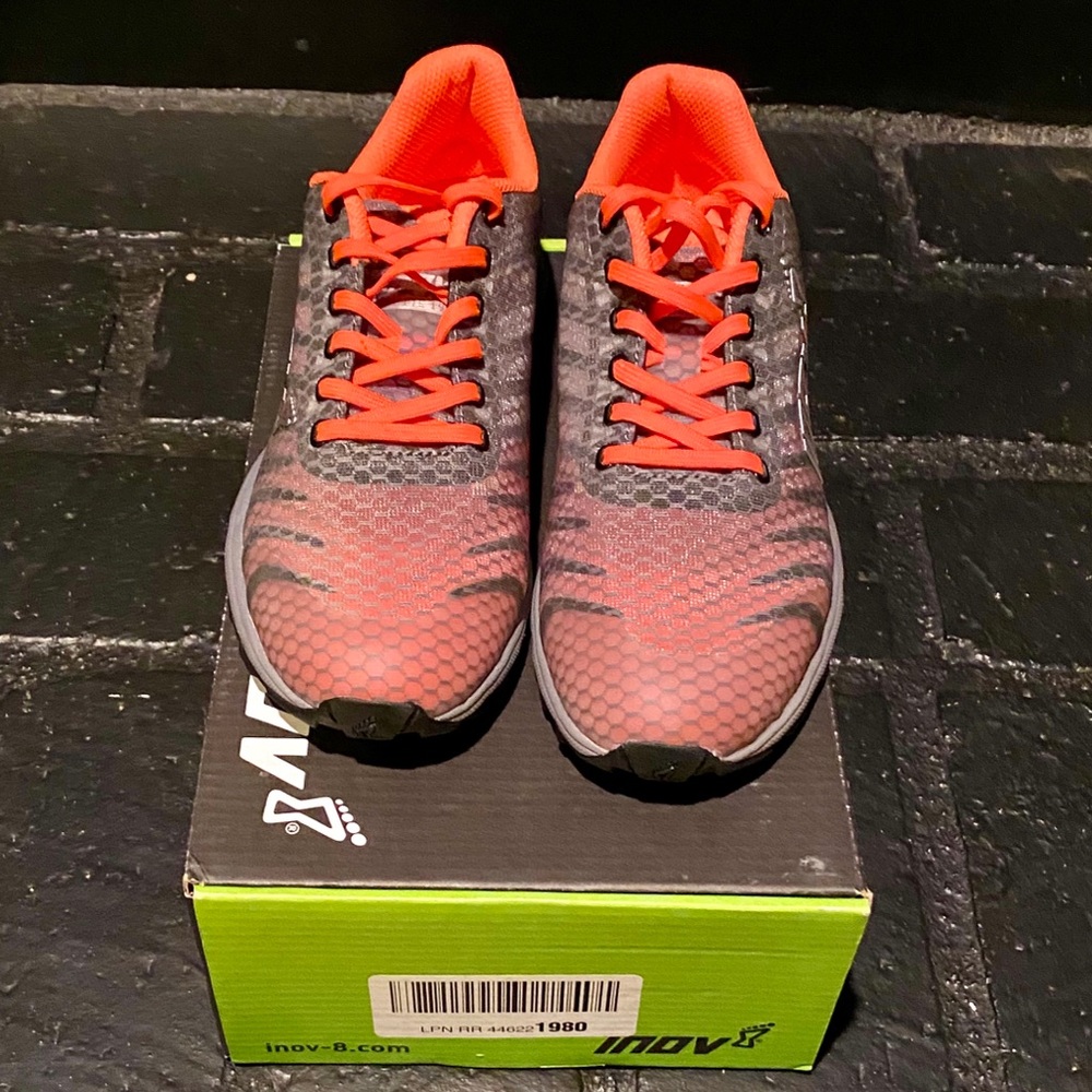 New breathable neon CrossFit athletic shoes